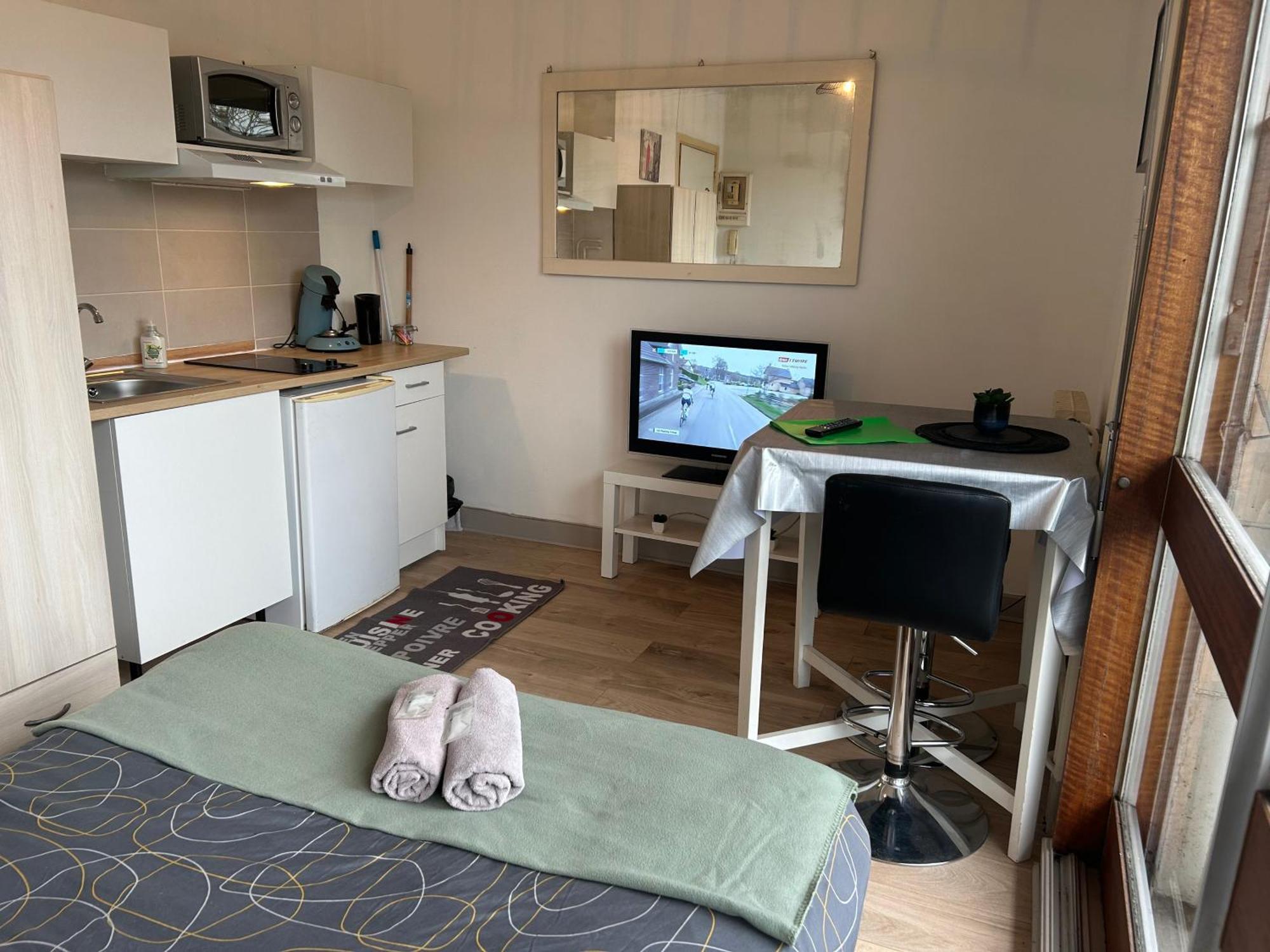 Appartement Le petit Cube à Troyes Extérieur photo